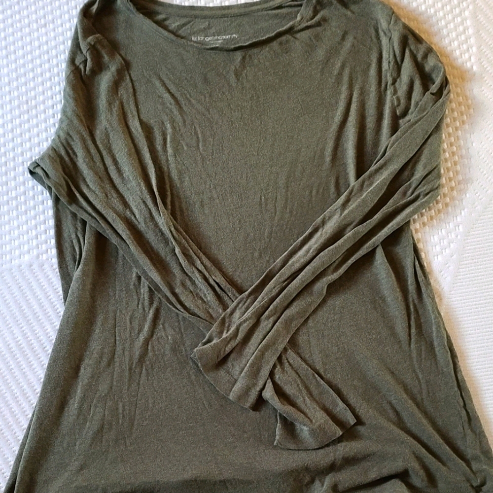 Long-sleeved